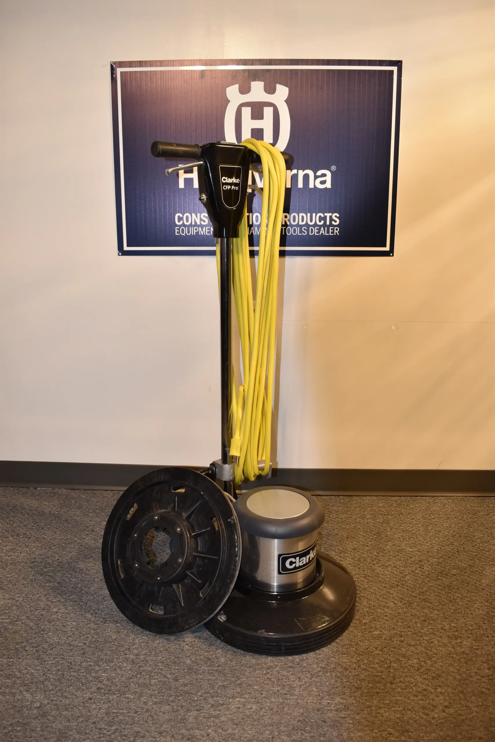 FLOOR SCRUBBER / SANDER image