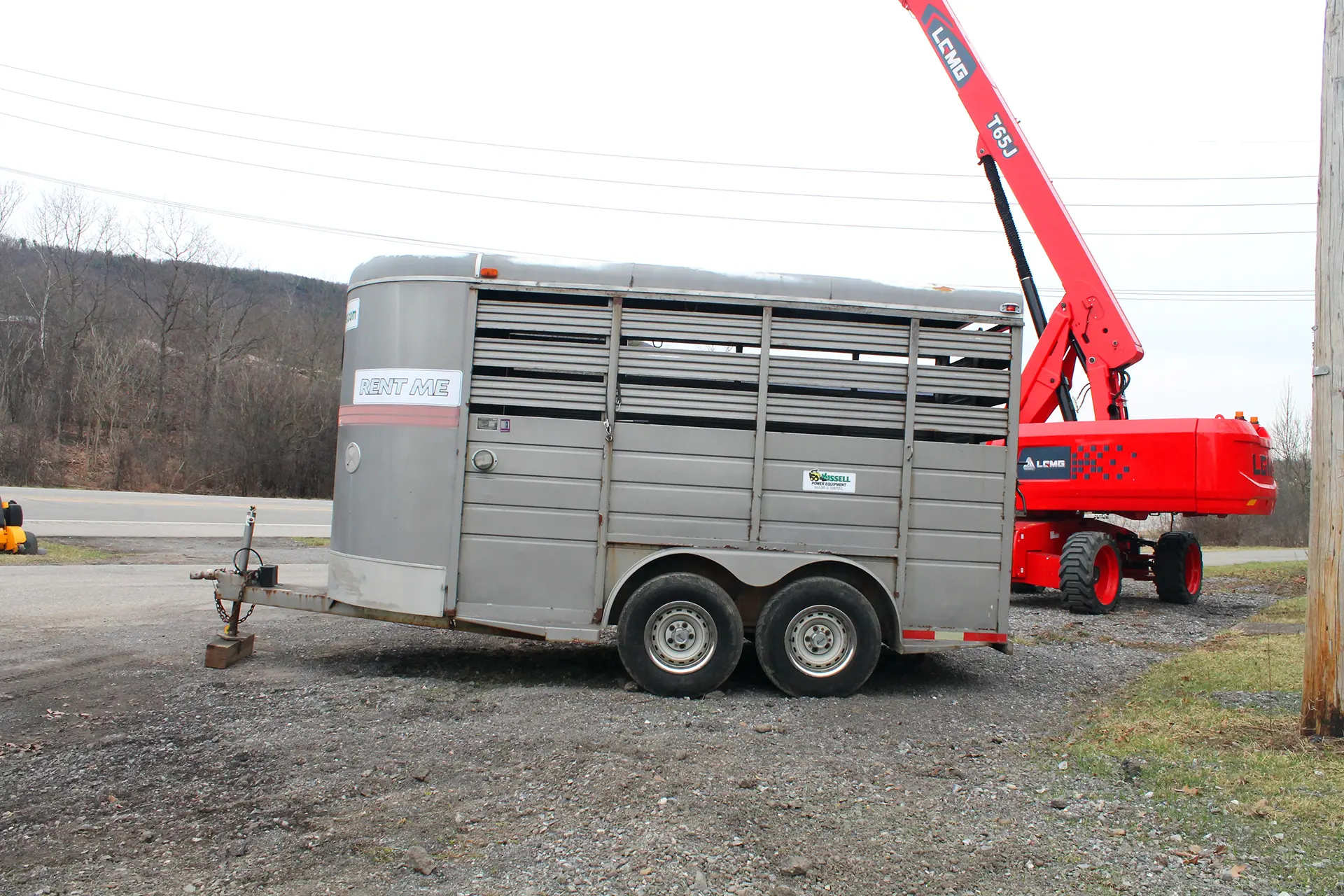 14ft HORSE TRAILER image