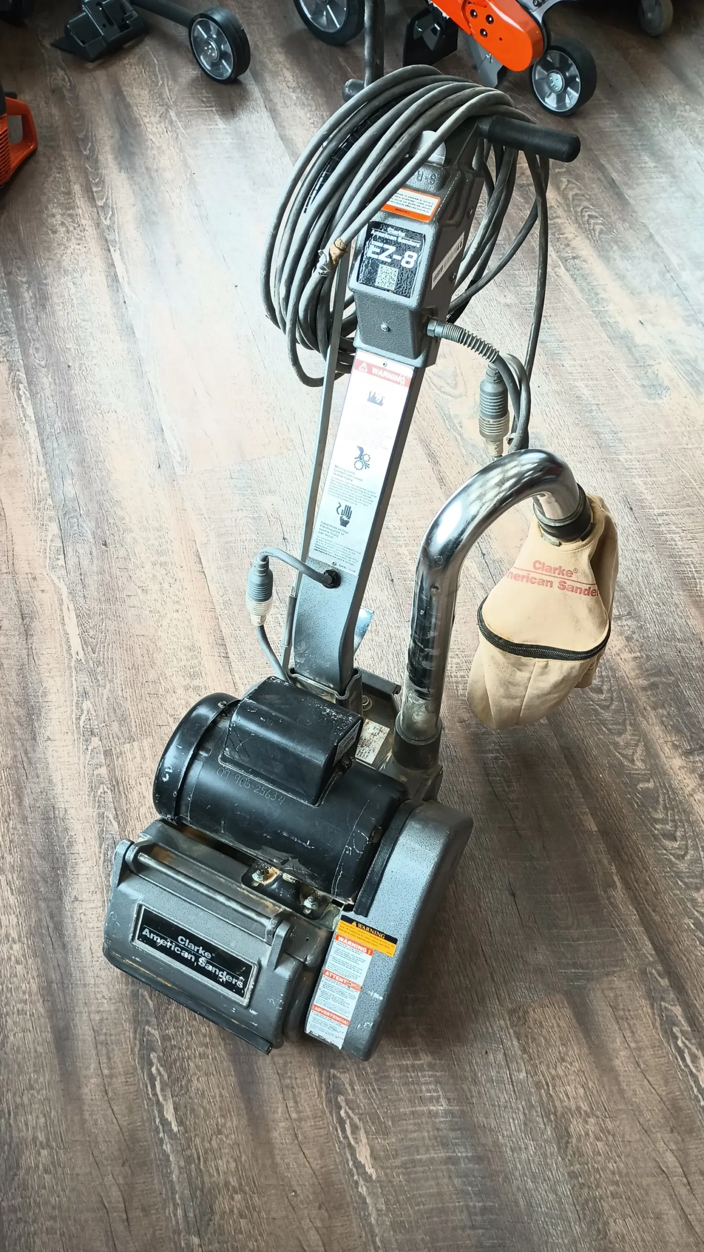 DRUM SANDER image