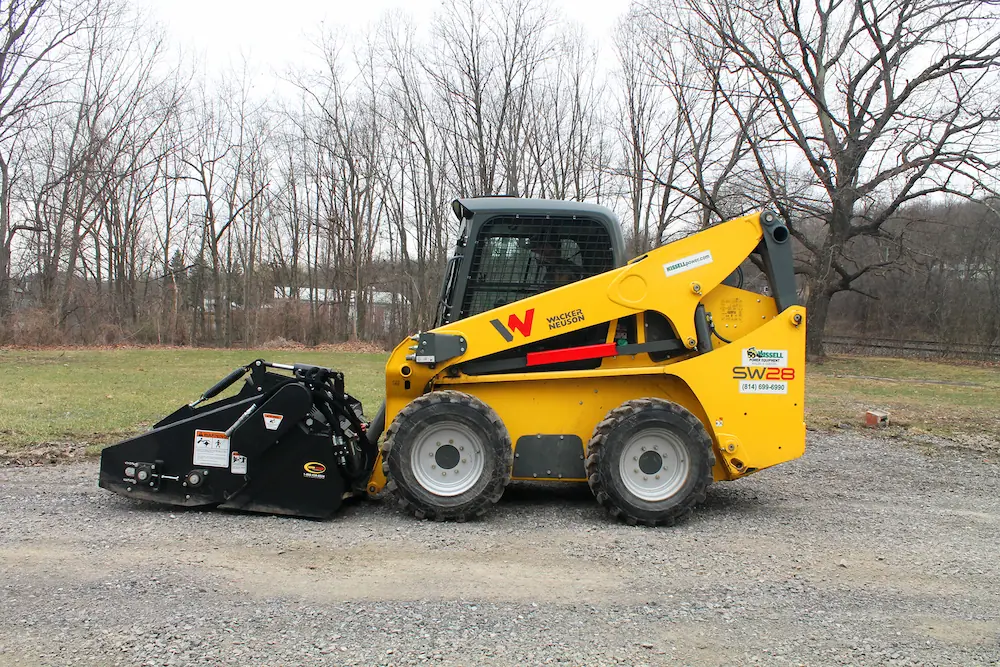 SKID STEER- SW28 (WHEELED) HI-LIFT 9000 LB​​​​​​​ASK ABOUT SNOW CONTRACT'S *R image