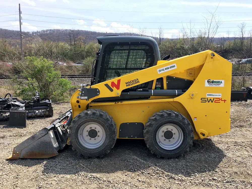 SKID STEER- SW-24 ( WHEELED ) 8000 LB​​​​​​​ASK ABOUT SNOW CONTRACT'S* image